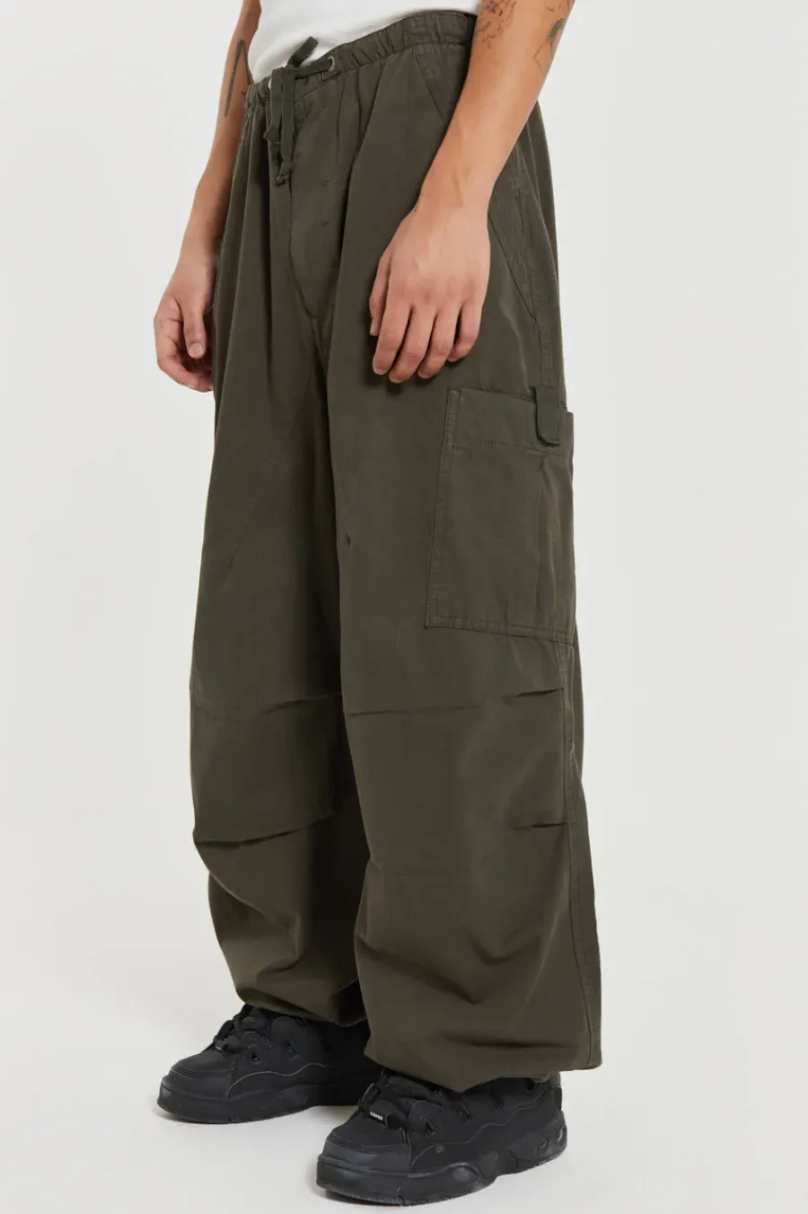 Jaded London Parachute Pants*Khaki Parachute Cargo Pants