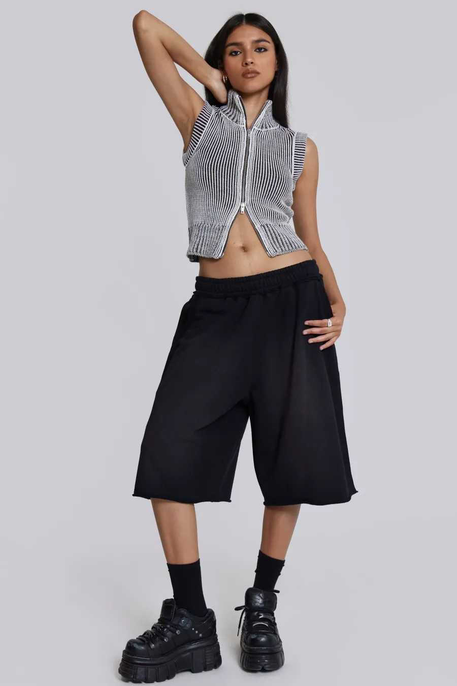 Jaded London Joggers*Washed Black Colossus Jogger Shorts